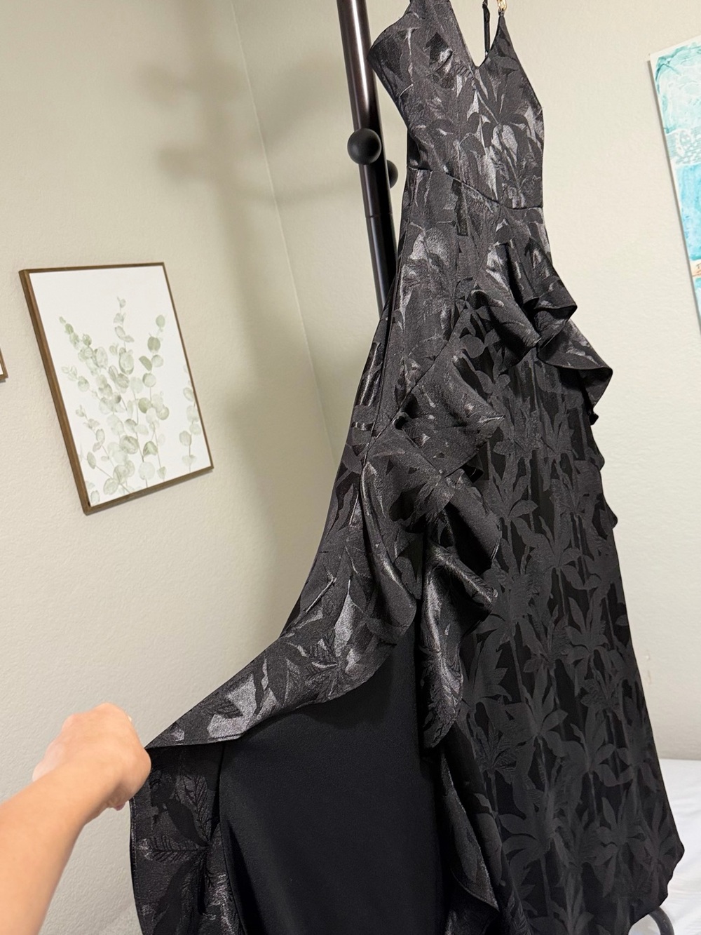 Black Strapless V-Neck Ruffle Midi Dress with Gold Chain Straps - Picture 4 of 9